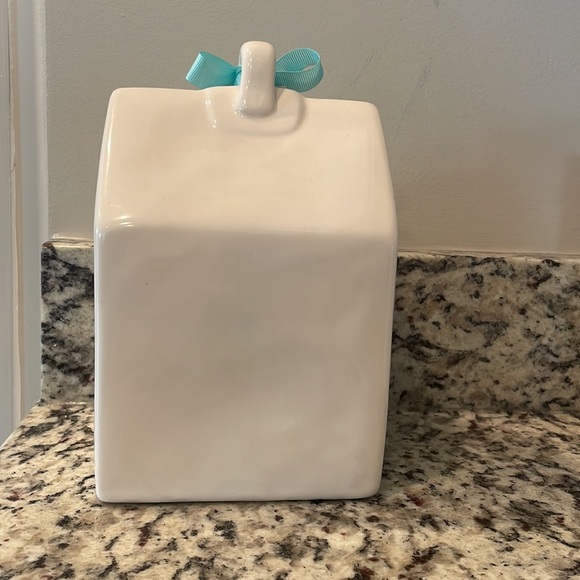 Rae Dunn Birdhouse (Vacancy) - Picture 4 of 6